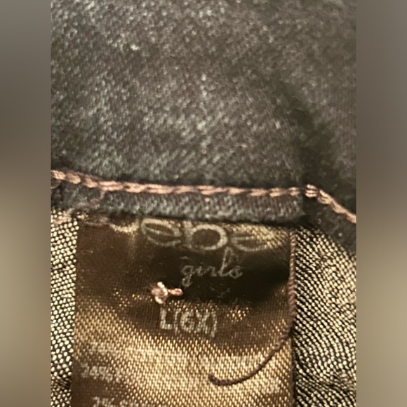 Kid’s Outfit - Picture 8 of 8